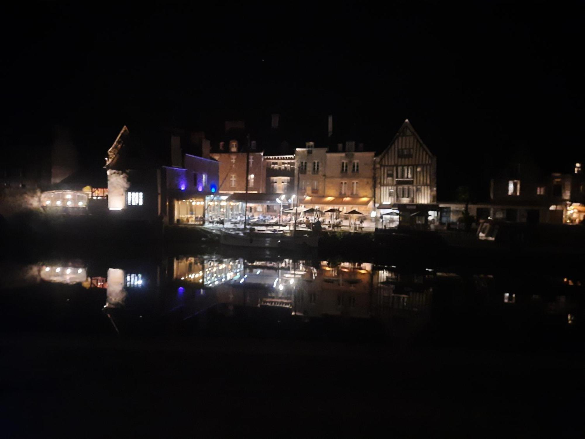 Le Duclos, Rez-de-jardin Centre Appartement Dinan