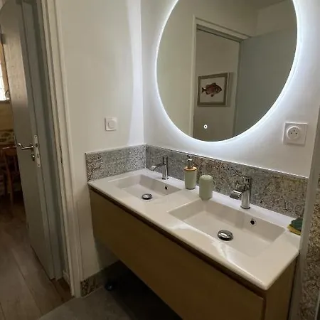 Le Duclos, Appartement Rez-De-Jardin Dinan Centre Extérieur photo